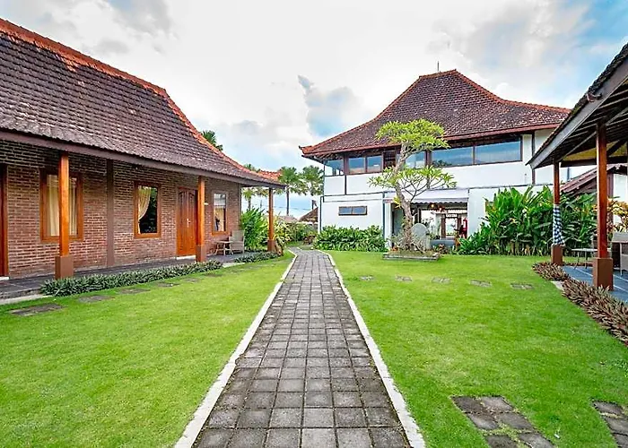 Resort Arton Resort&beach Club Pulukan