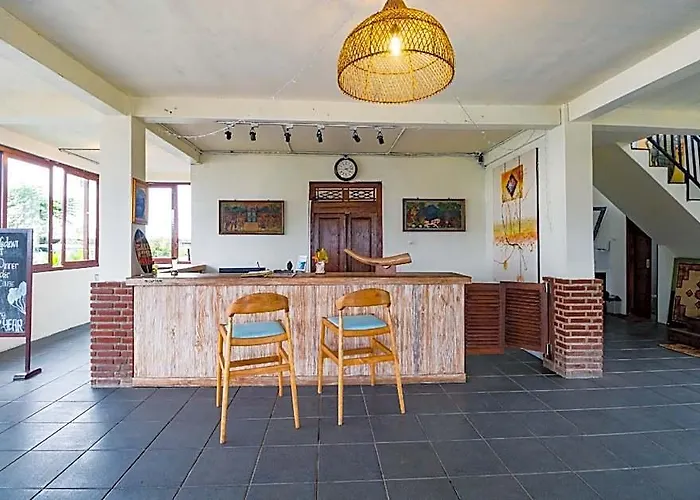Arton Resort&beach Club Resort Pulukan