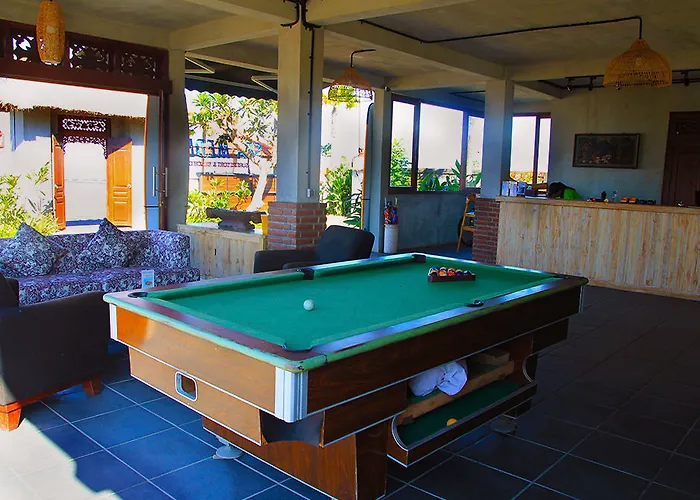 Arton Resort&beach Club Resort Pulukan