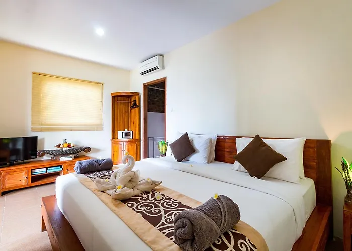 Arton Resort&beach Club Resort Pulukan